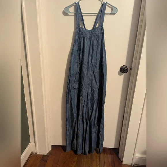 NWOT Natural Life Women's Blue Denim Tie Overalls - Picture 3 of 4